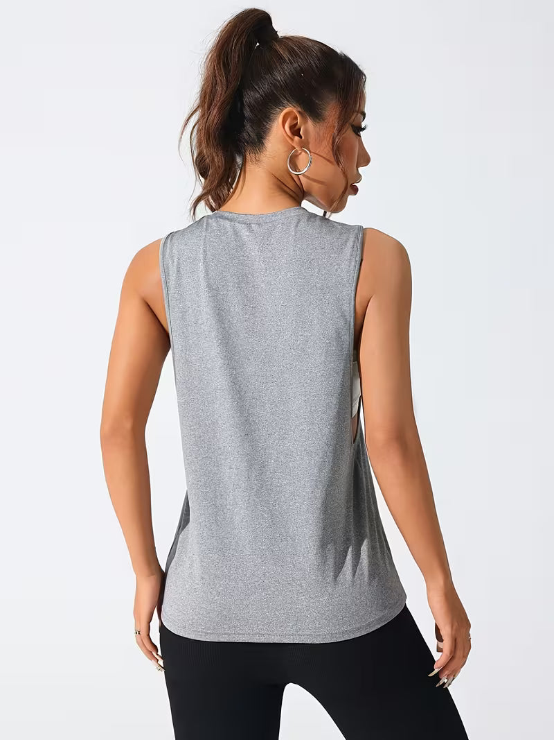 Short-sleeved sports t-shirt