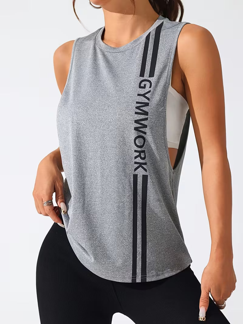 Short-sleeved sports t-shirt